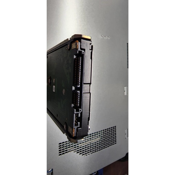 Seagate Constellation.2 ST9250610NS with Mounting Bracket - Picture 4 of 4